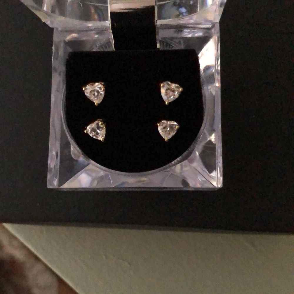 Two Pairs of Heart Stud Earrings New in Box! - Picture 7 of 10